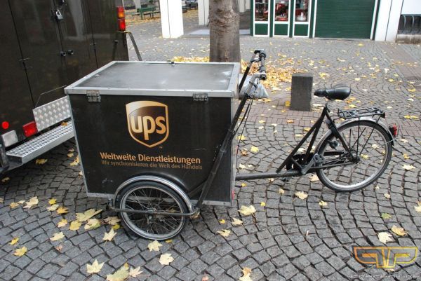 UPS:      