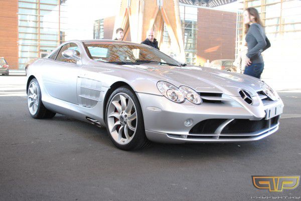 SLR McLaren -       